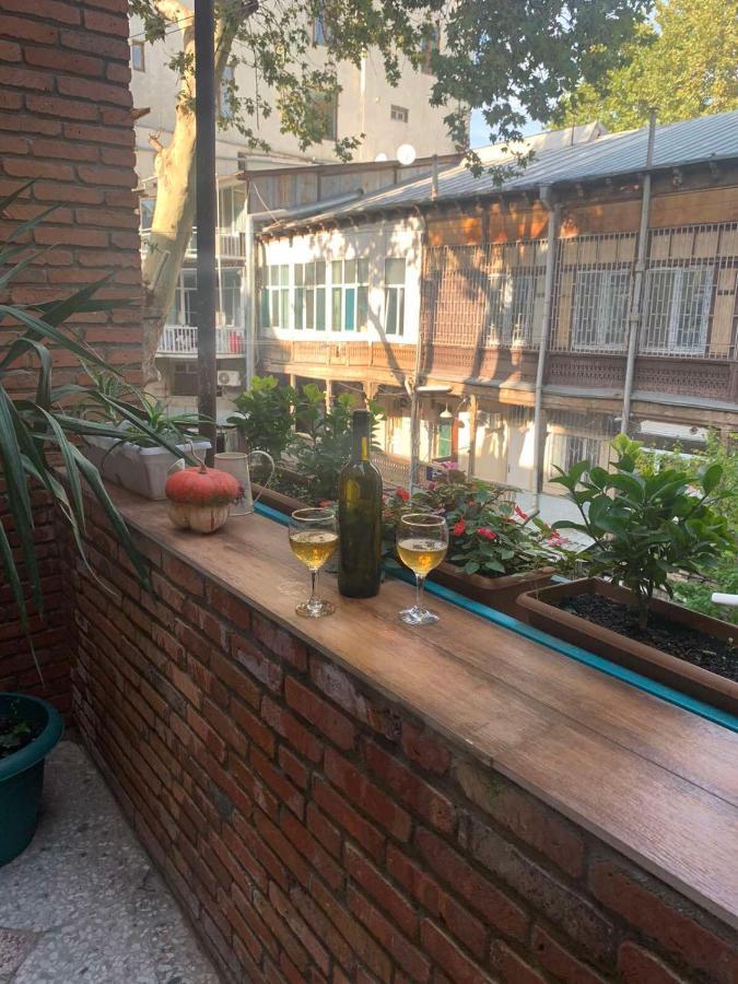 Aparthotel Griboedov 13 Tbilisi Zewnętrze zdjęcie